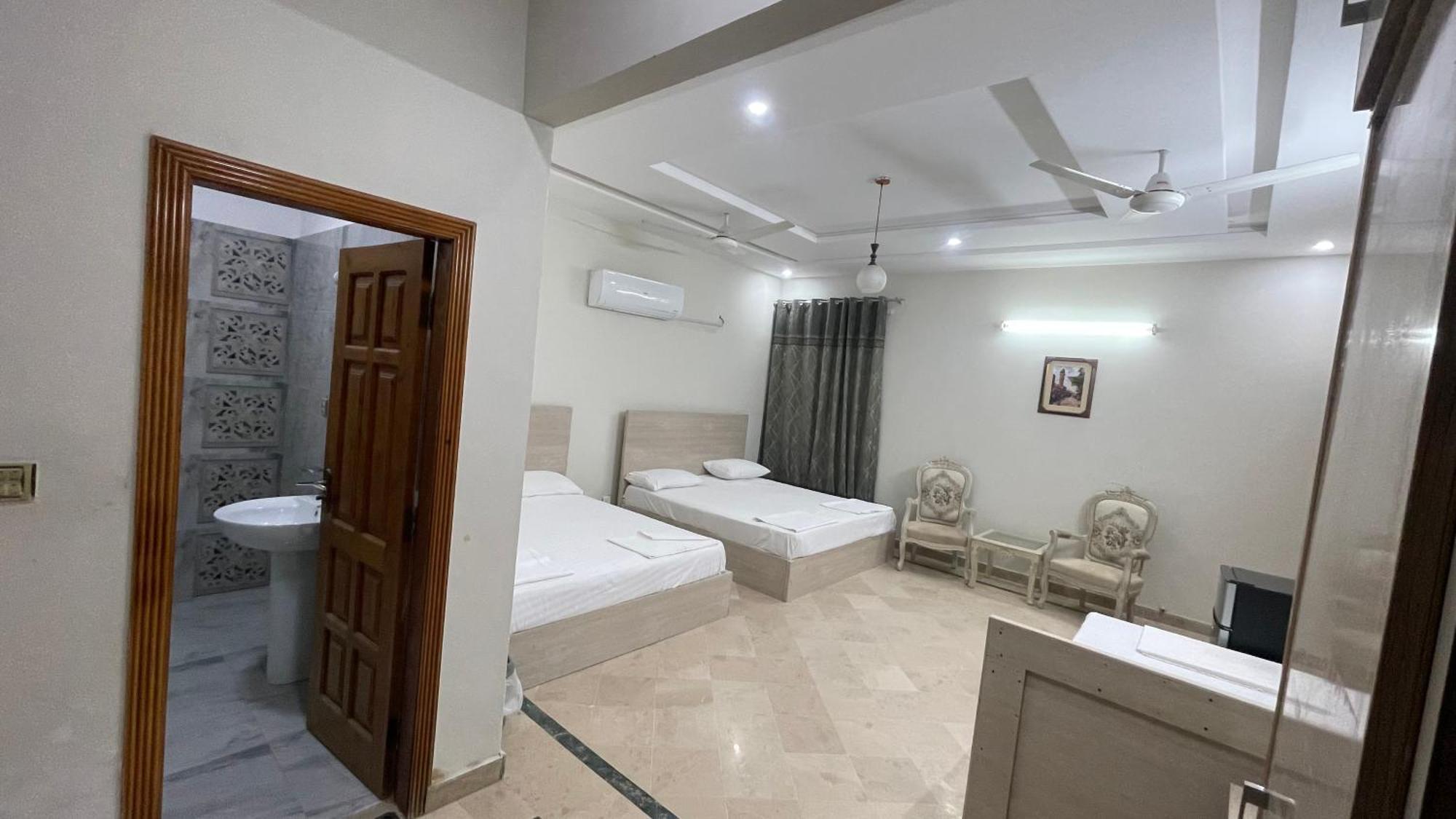 Midways Guest House And Hotels İslamabad Dış mekan fotoğraf